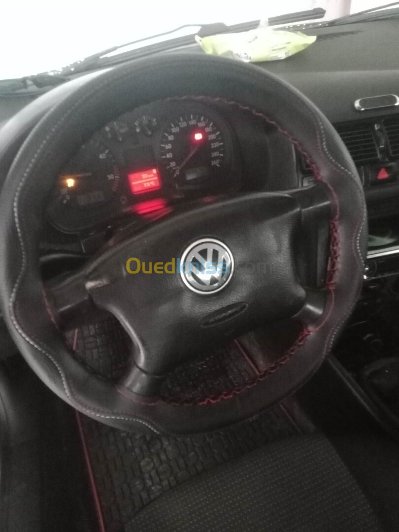 Volkswagen Golf 4 2002 100 spicial