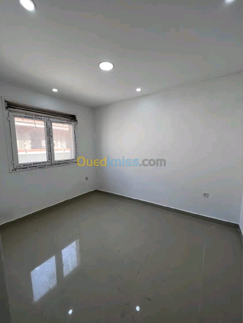 Vente Appartement F4 Alger Bordj el kiffan