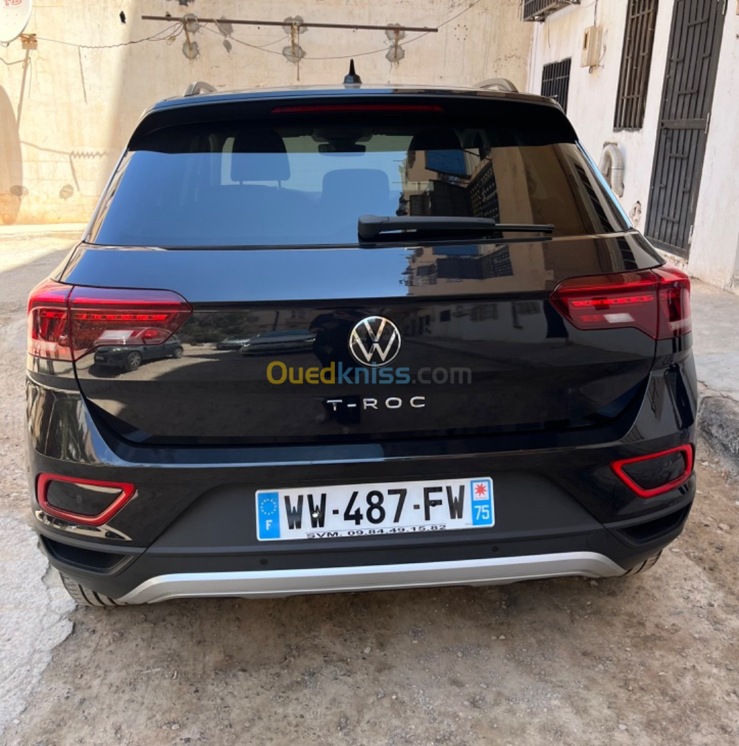 Volkswagen T-Roc 2023 Moins 3 ans