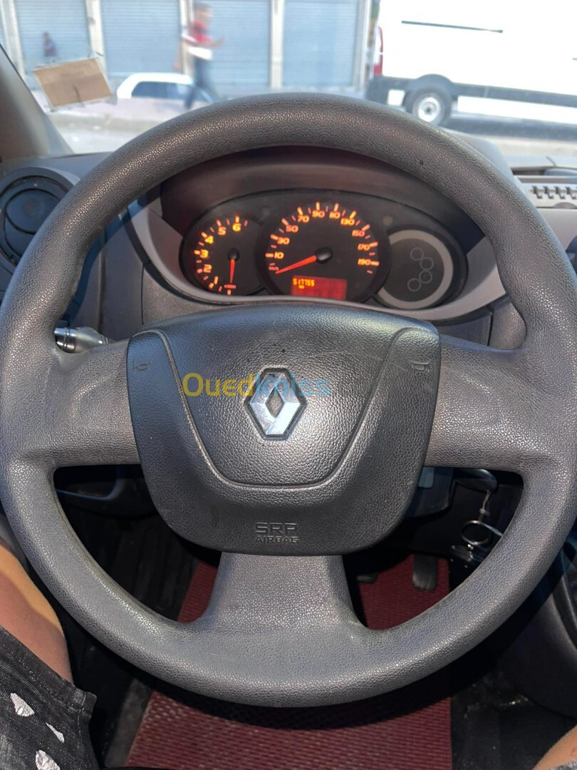 Renault ماسار 3 2011 