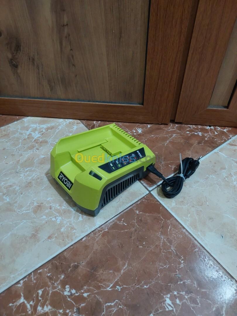 Chargeur Ryobi 36v