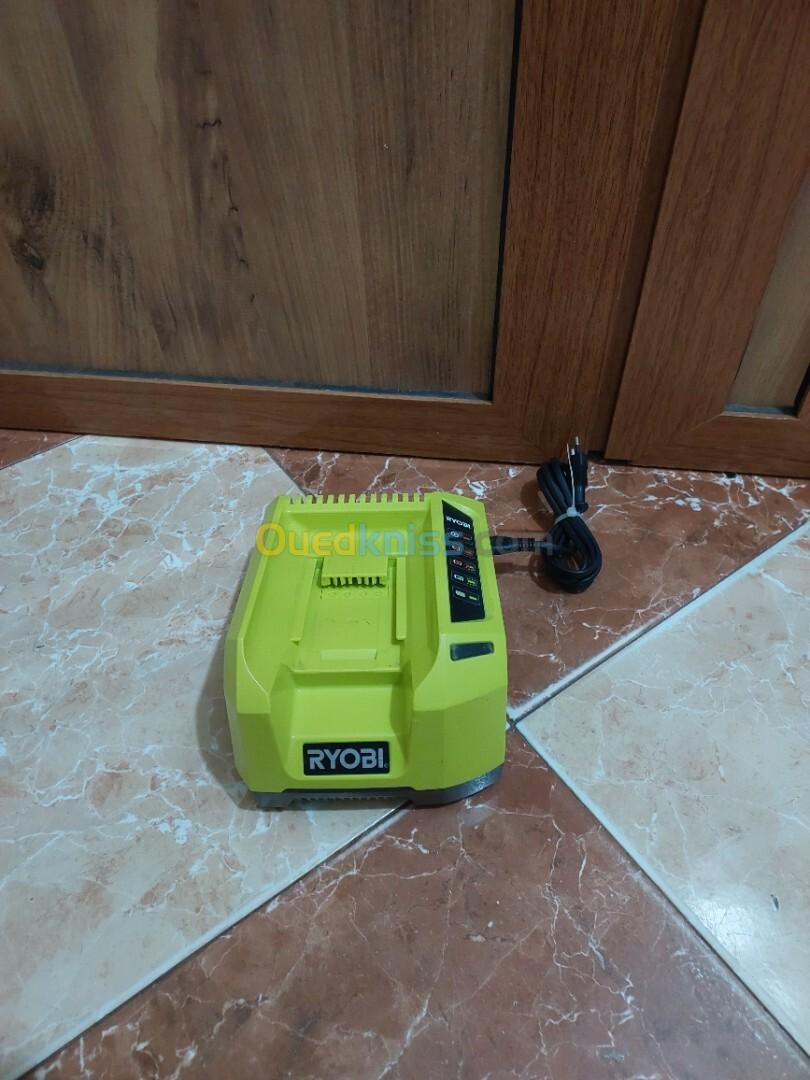 Chargeur Ryobi 36v