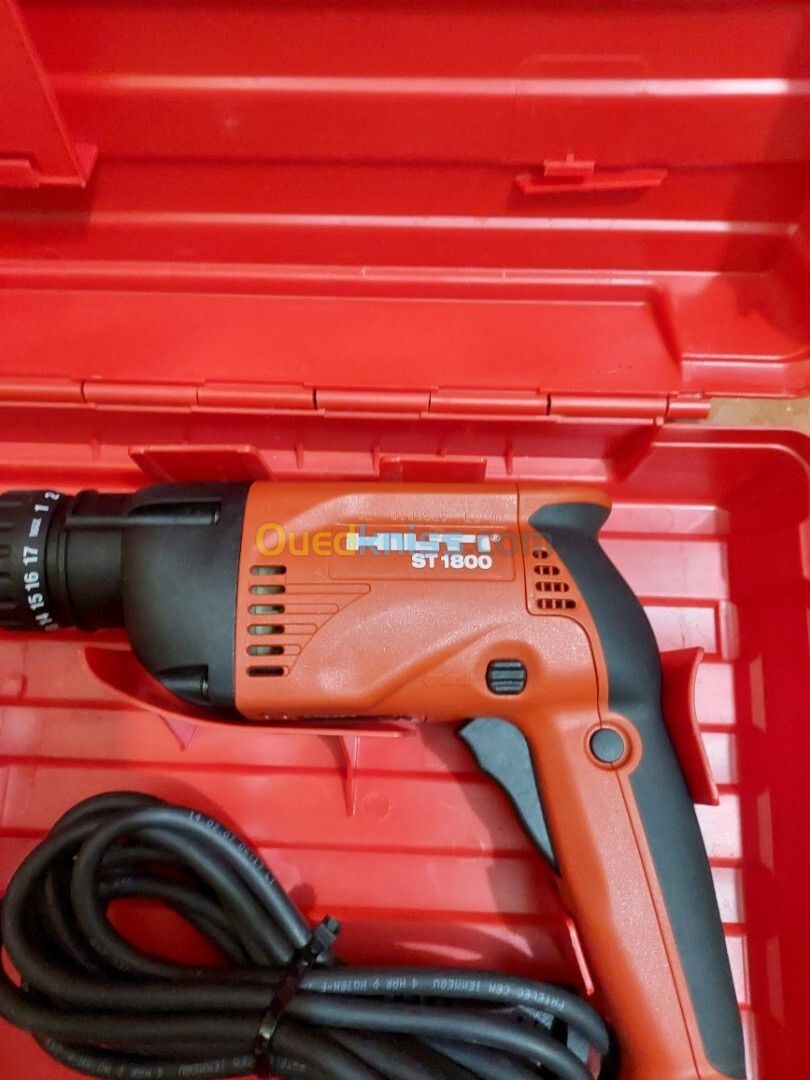 Visseuse Hilti ST1800