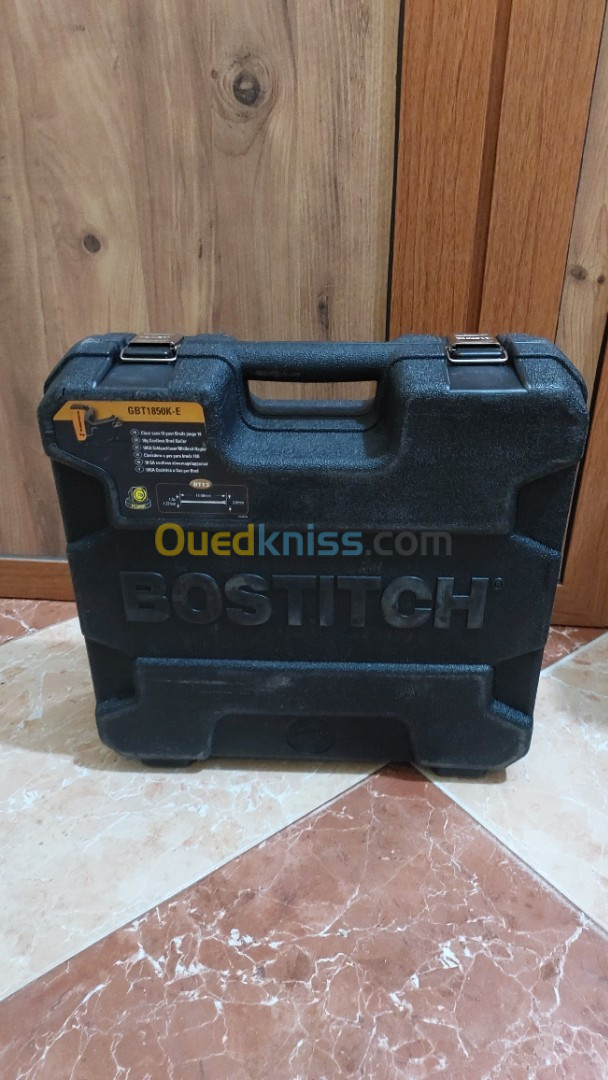 Bostitch GBT1850K-E (15-55 mm) Cloueur à gaz Cloueur à tige professionnel