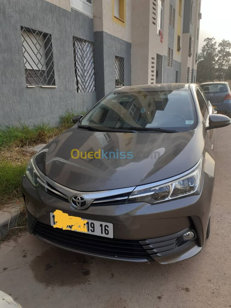 Toyota Corolla 2019 high grade