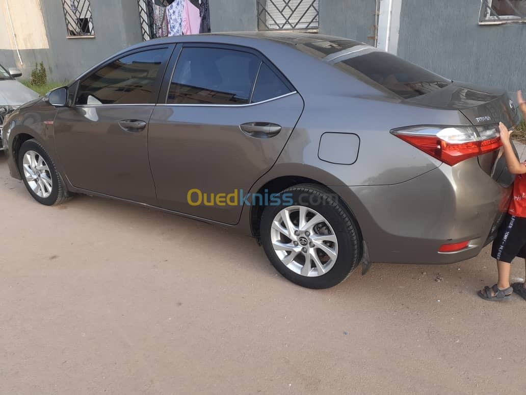 Toyota Corolla 2019 high grade