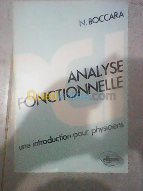 Titre Analyse fonctionnelle : une introduction pour physiciens 