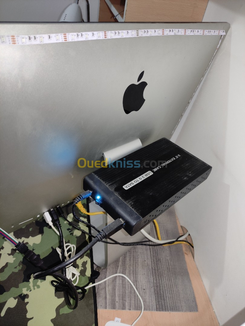 étagère pour imac