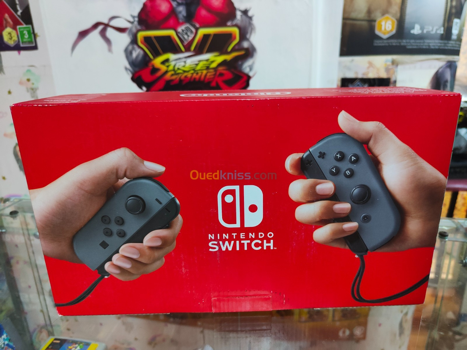 NINTENDO SWITCH V2 ET NINTENDO SWITCH OLED