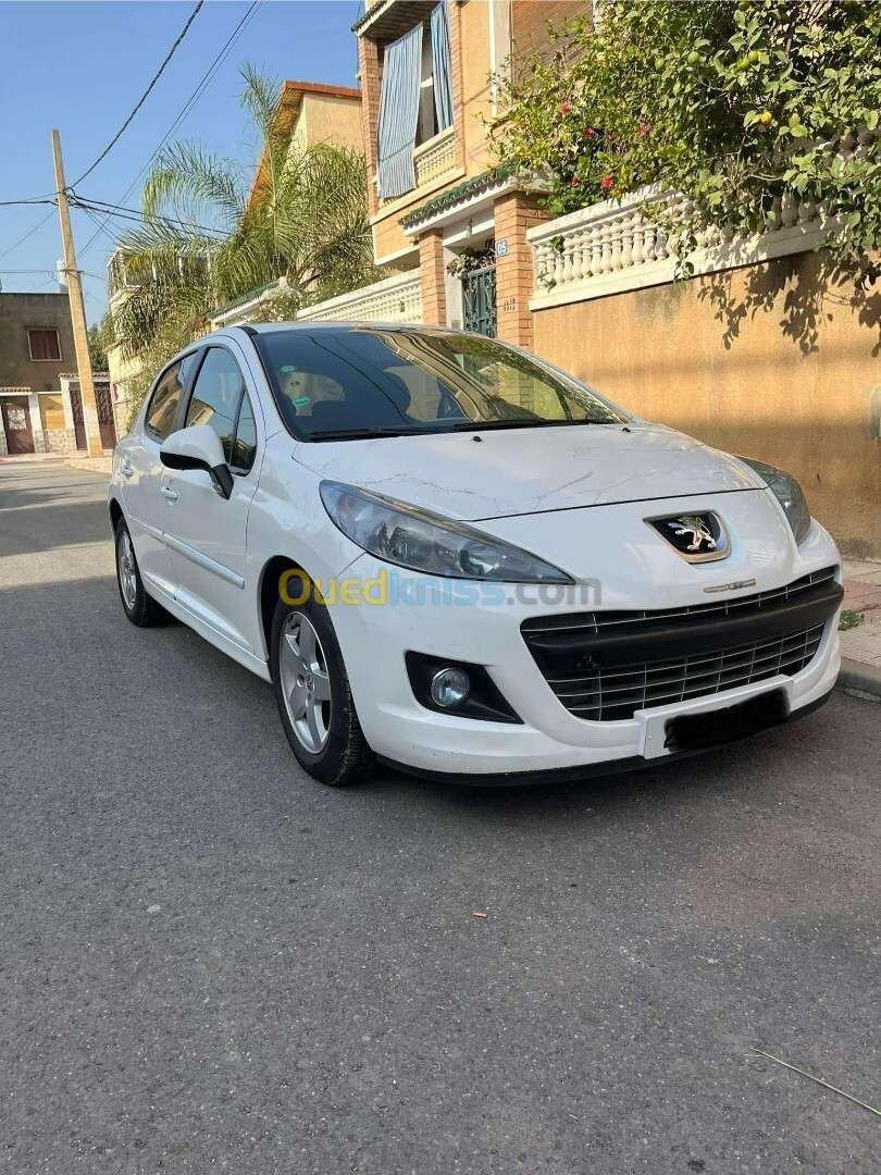 Peugeot 207 2012 