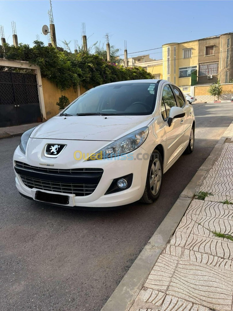 Peugeot 207 2012 