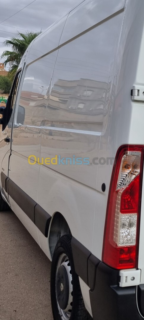 Renault Master 2015 Châssis Moyen