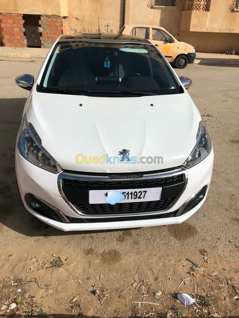 Peugeot 208 2019 Allure