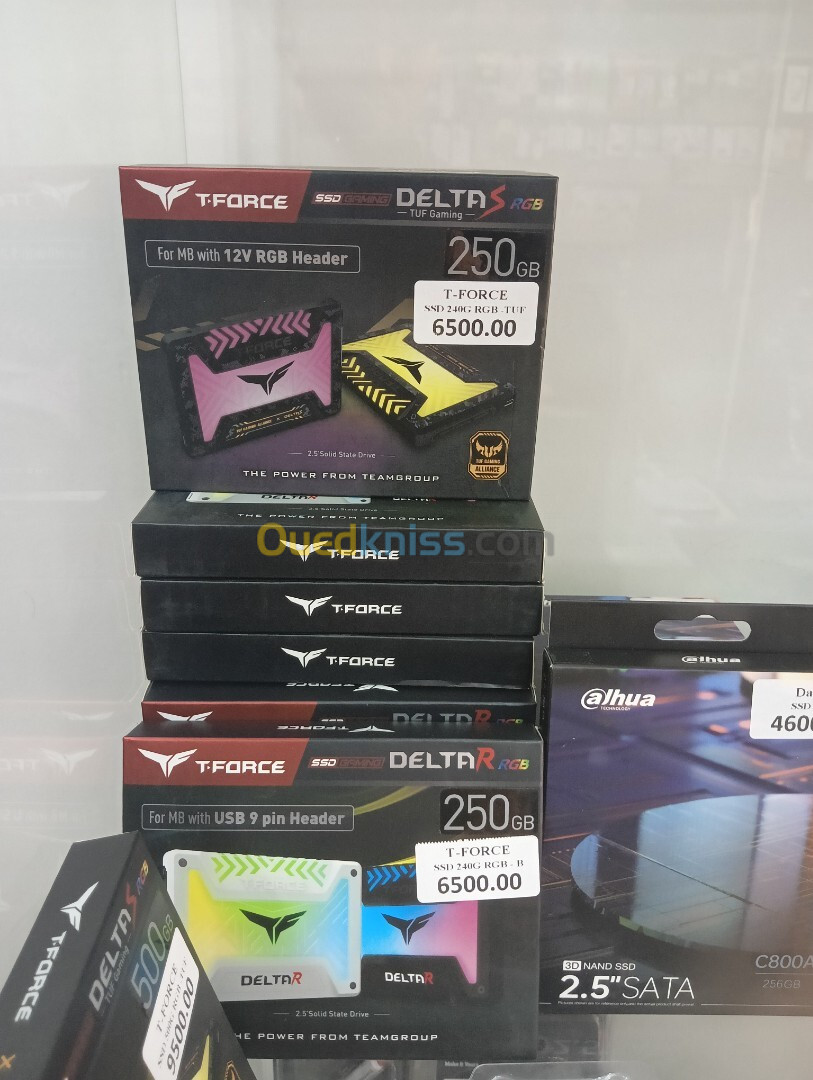  SSD Team Group T-Force Delta RGB