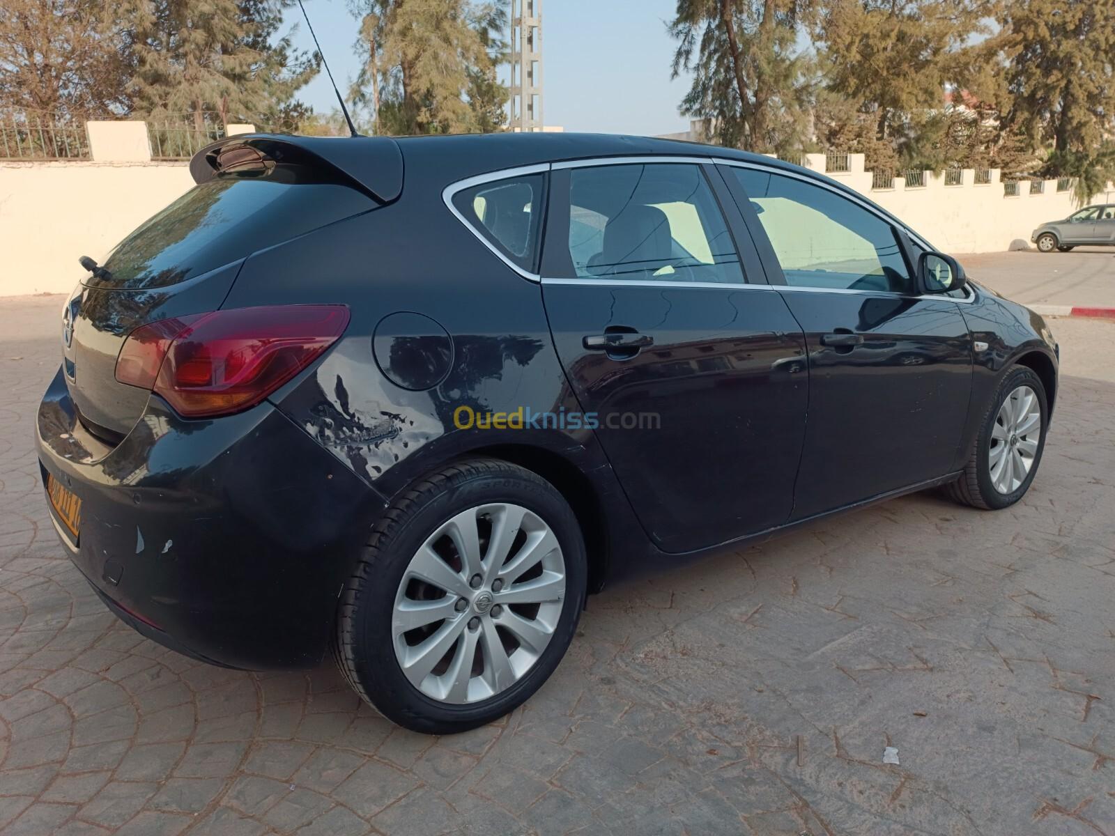 Opel Astra 2011 Astra