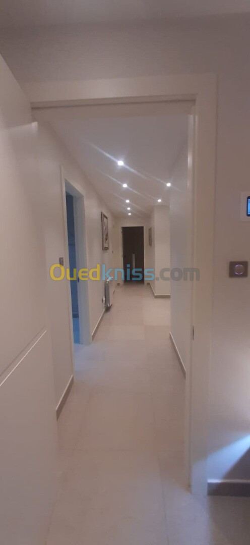 Location Appartement F5 Alger Hydra