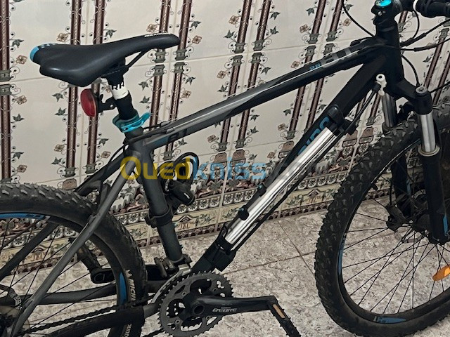 VTT ROCKRIDER 8.1 RR Comme Neuf