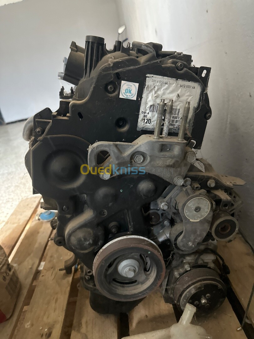 Moteur diesel 1.4 hdi Ford fiesta 2013