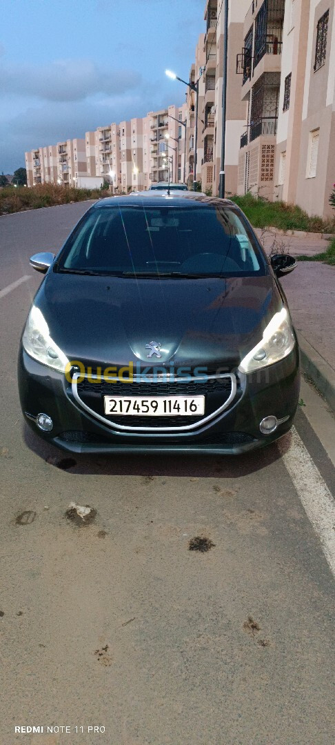 Peugeot 208 2014 Allure