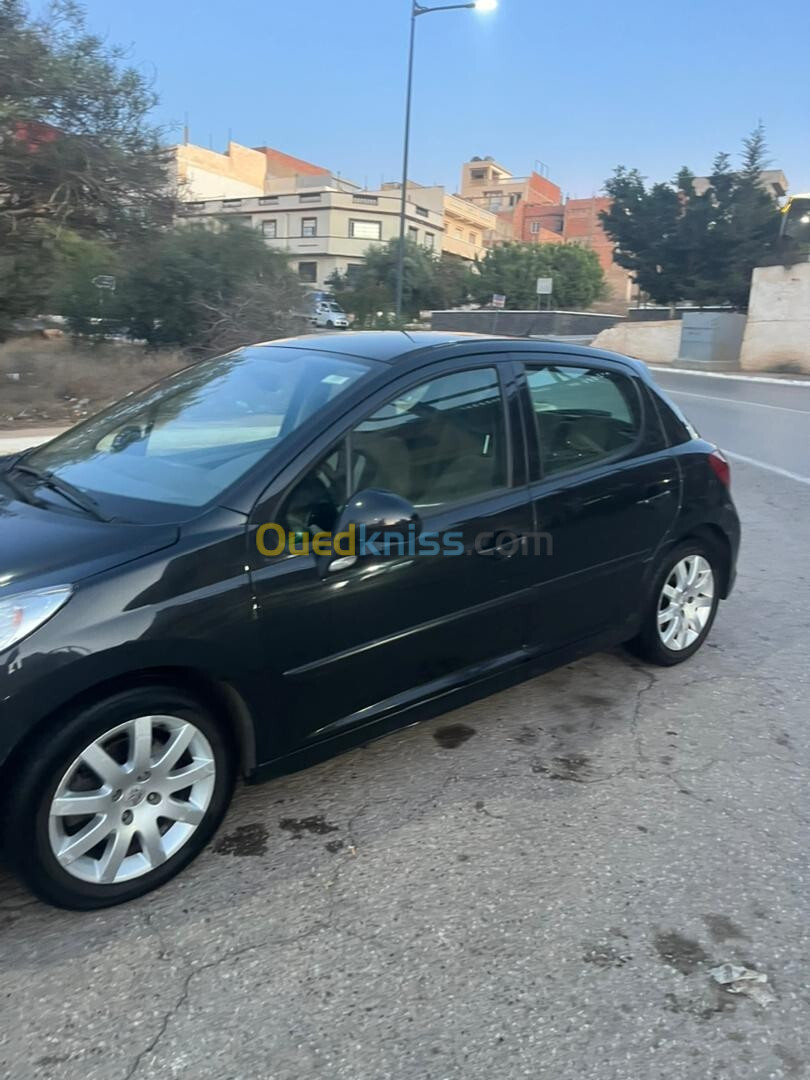 Peugeot 207 2008 207