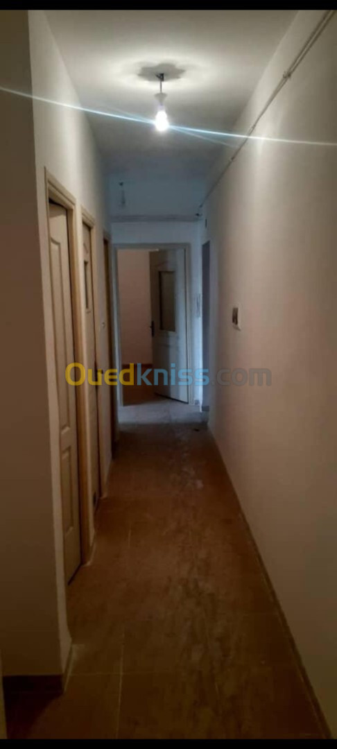 Location Appartement F3 Alger Baba hassen