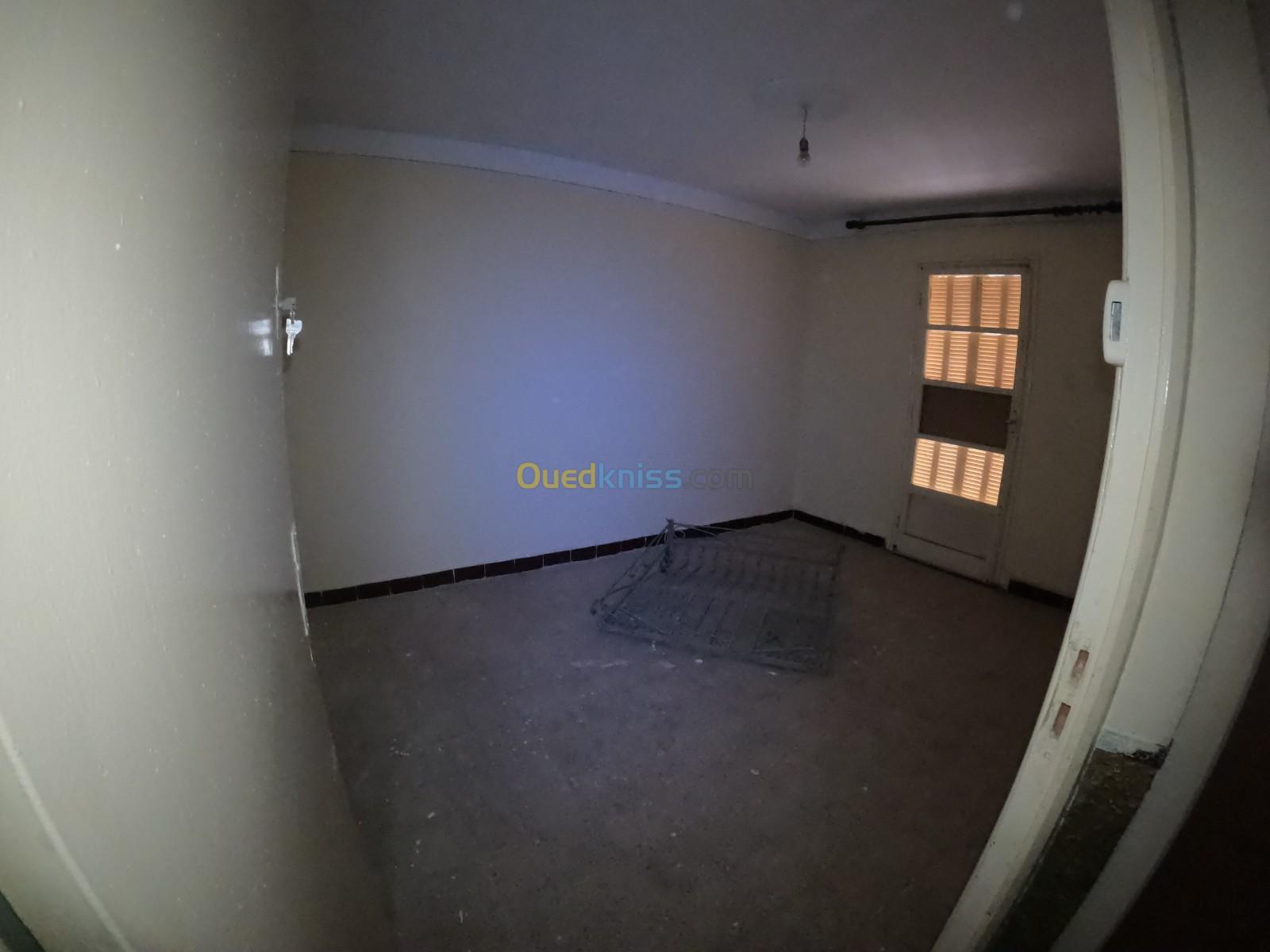 Vente Appartement F4 Saida Saida