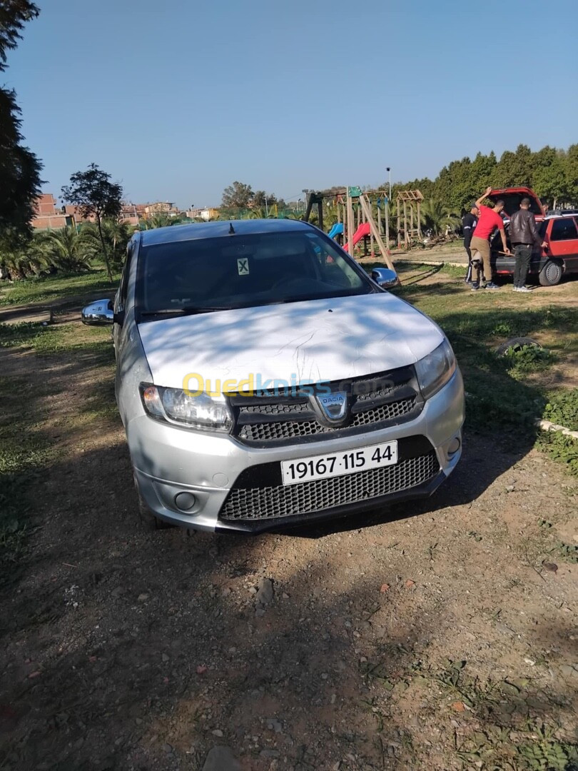 Dacia Logan 2015 