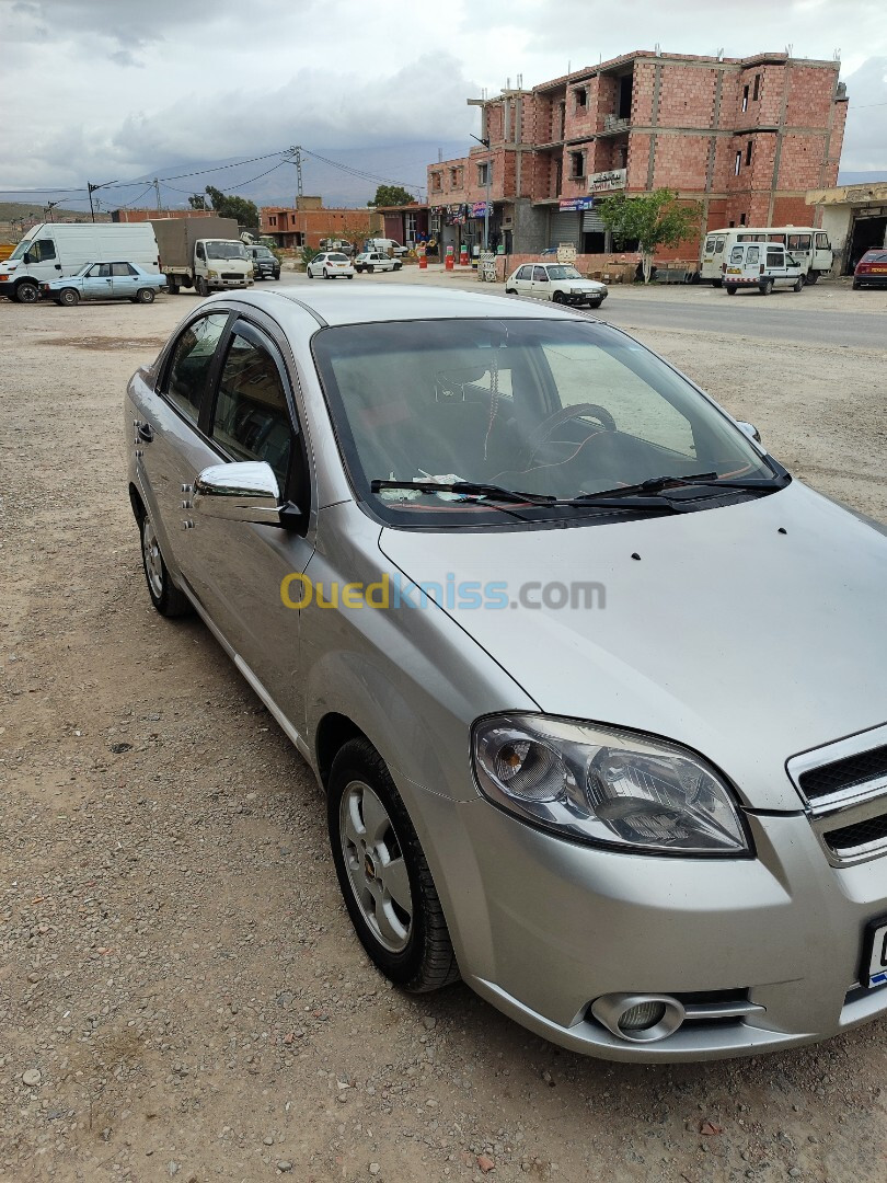 Chevrolet Aveo 4 portes 2015 Aveo 4 portes