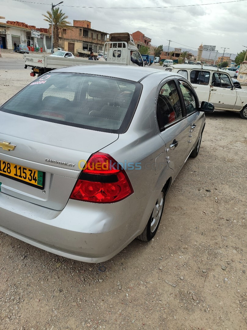 Chevrolet Aveo 4 portes 2015 Aveo 4 portes