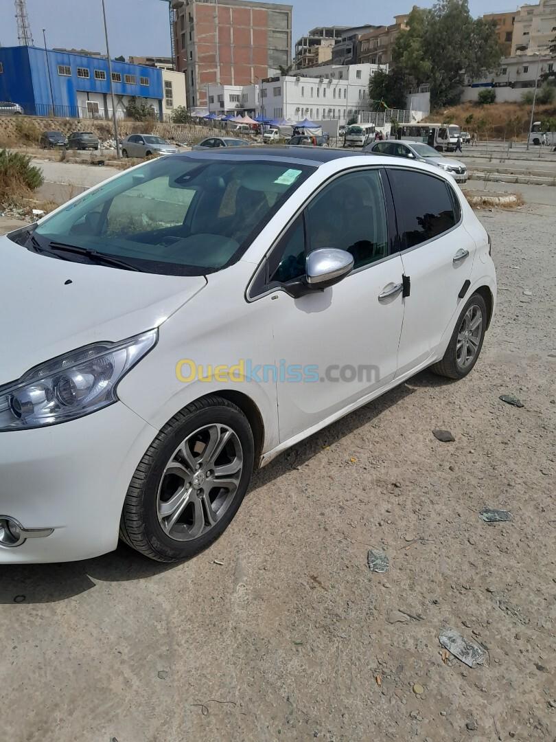 Peugeot 208 2013 Allure