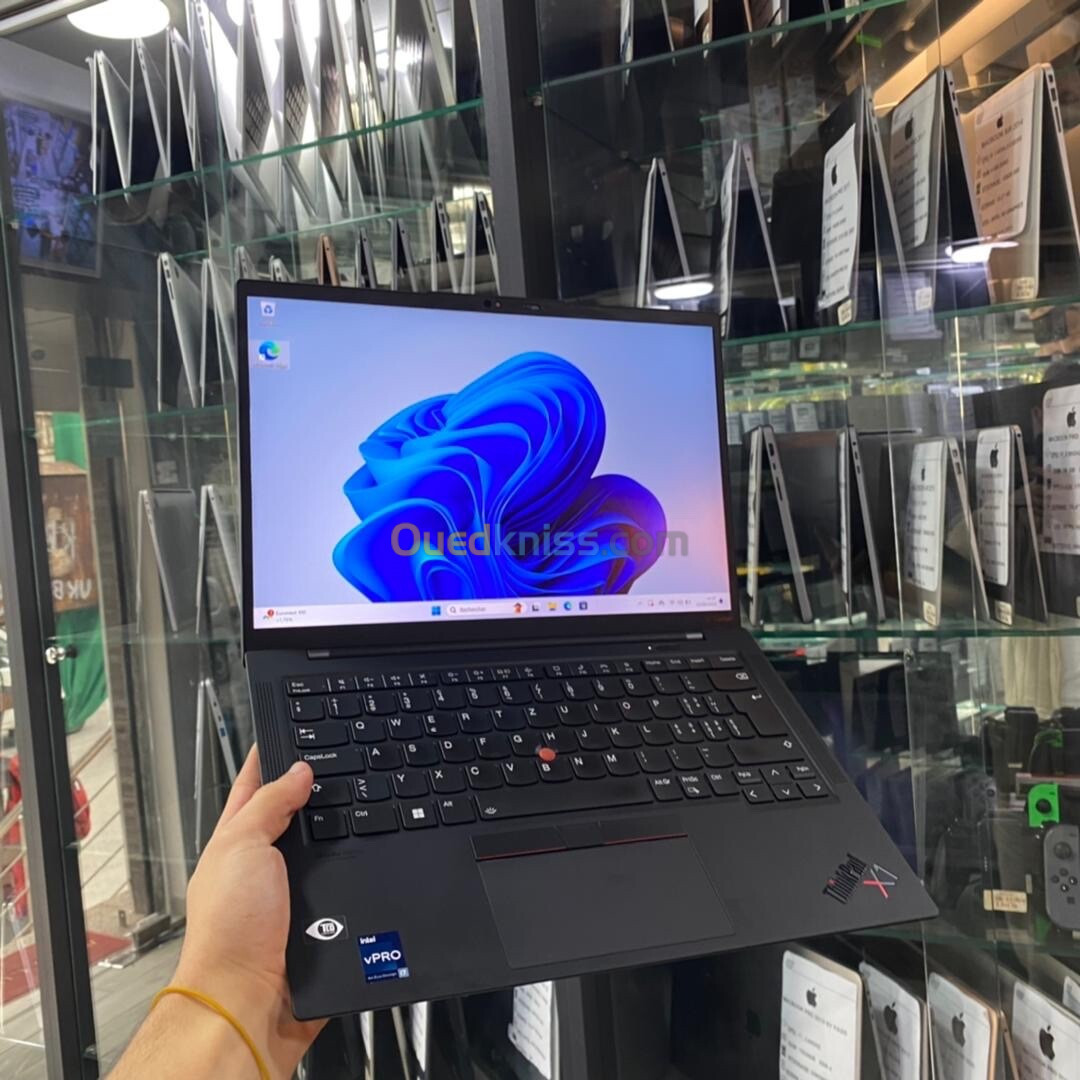 LENOVO X1 CARBON I7 1260P 16GB 1000GB SSD 14 QHD TACTILE