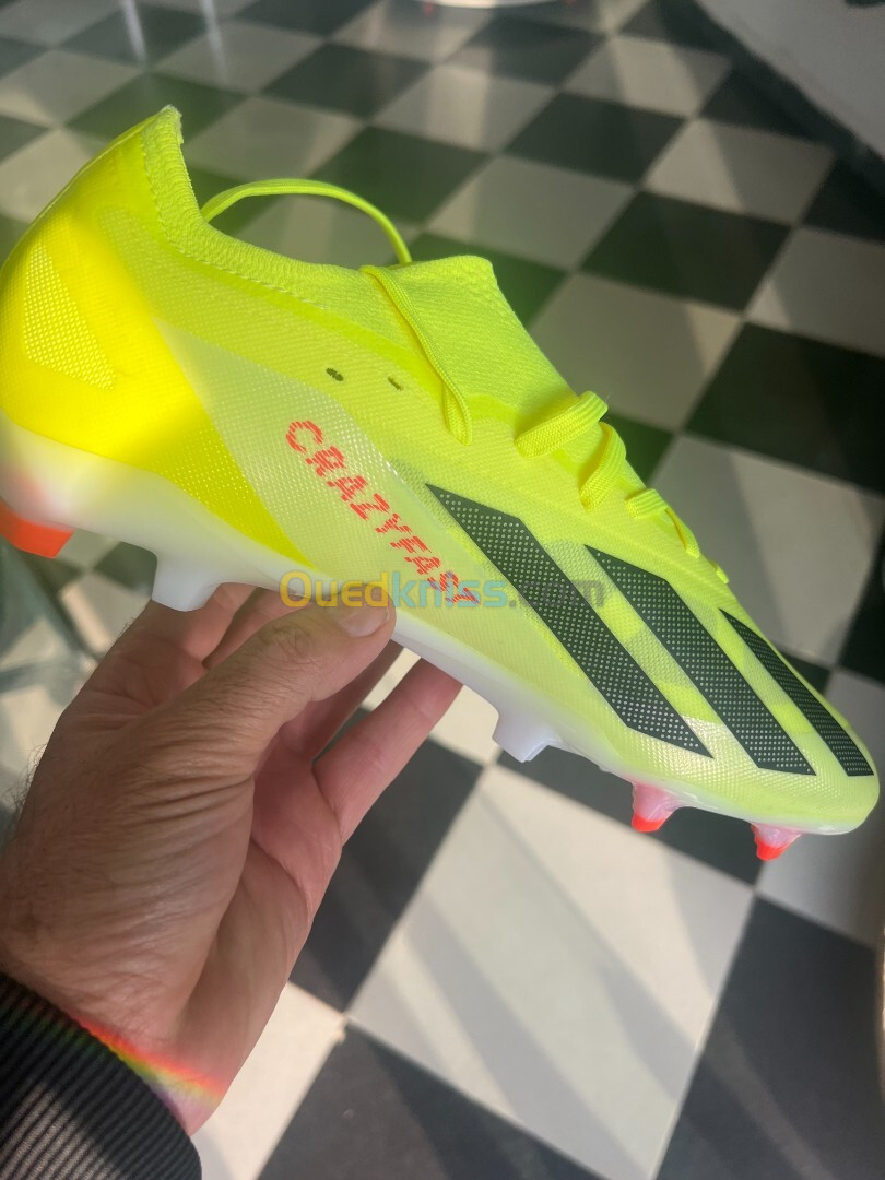 Soulier De Football venus directement de London