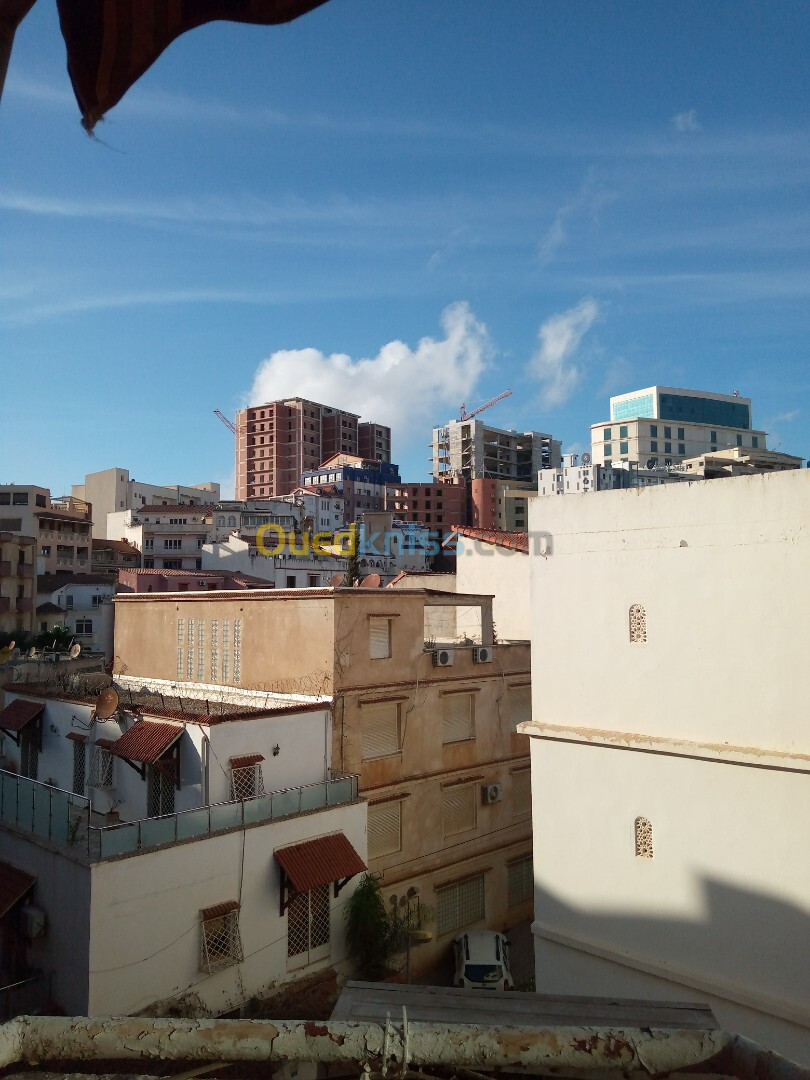 Location Appartement F5 Alger Bir mourad rais