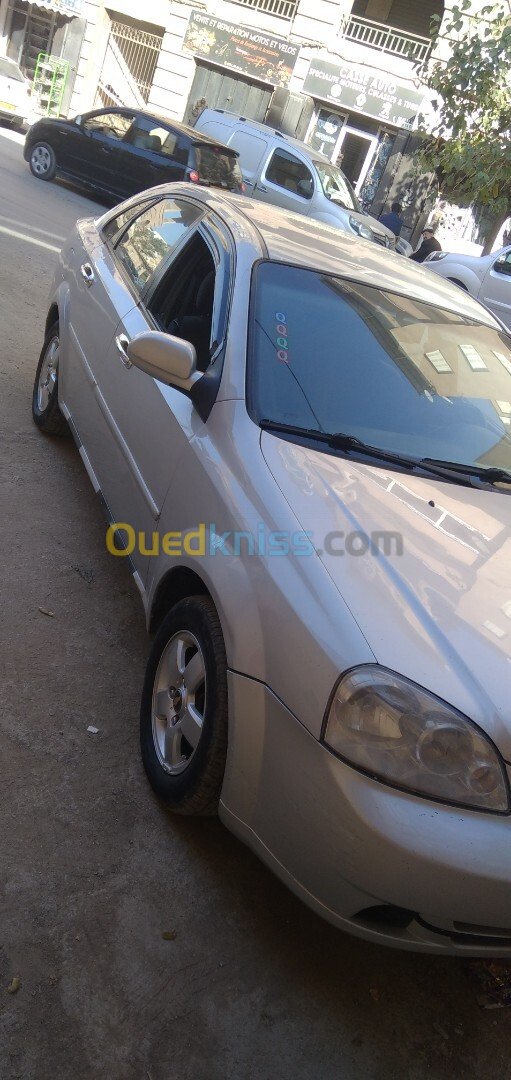 Chevrolet Optra 4 portes 2005 Optra 4 portes