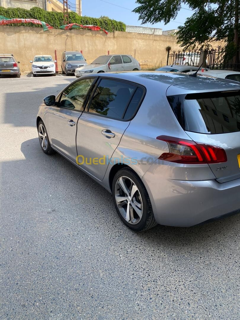 Peugeot 308 2021 Active