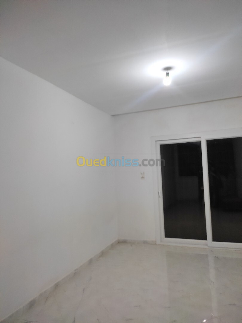 Location Appartement F2 Tlemcen Hennaya