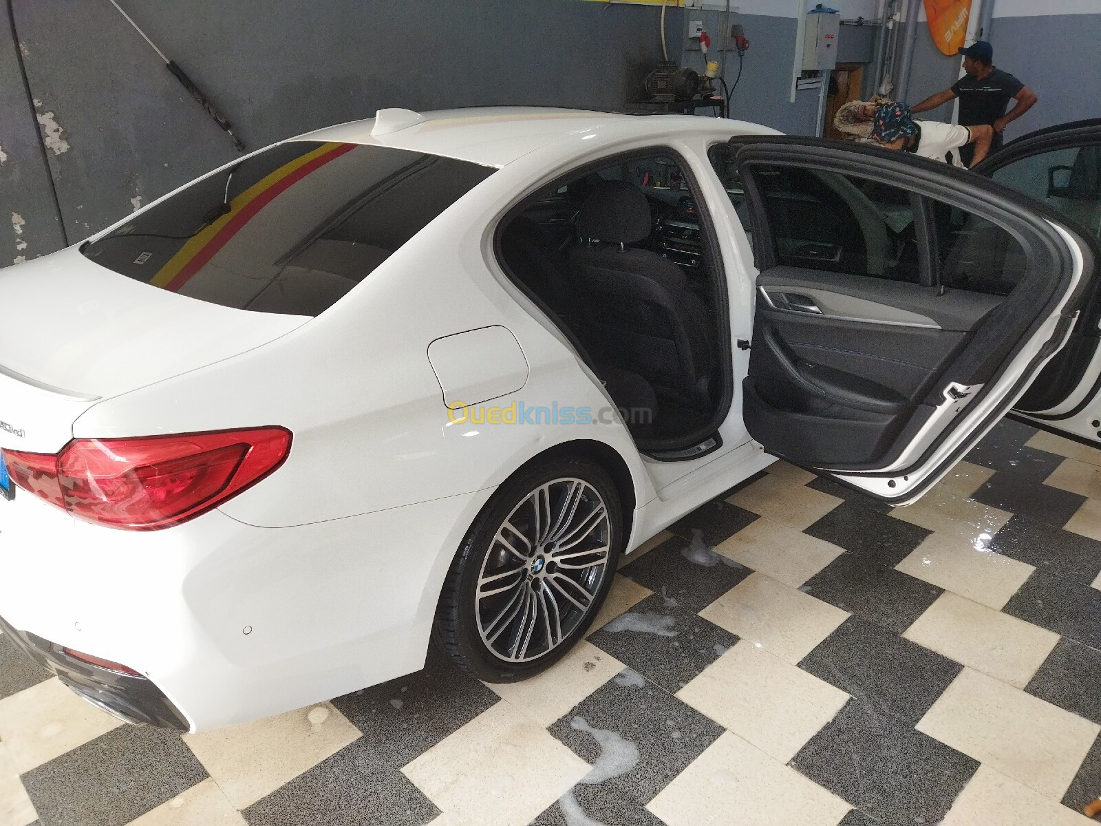 BMW Série 5 2017 520d