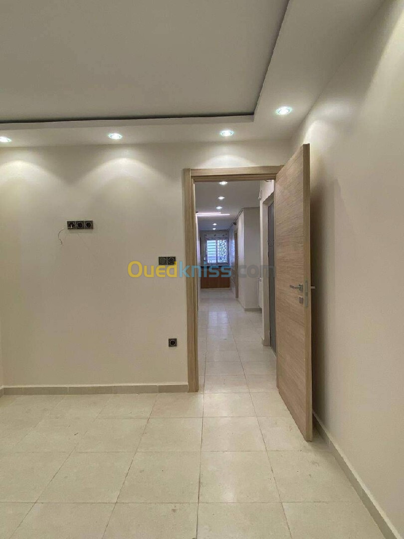 Vente Appartement F4 Alger Bordj el bahri