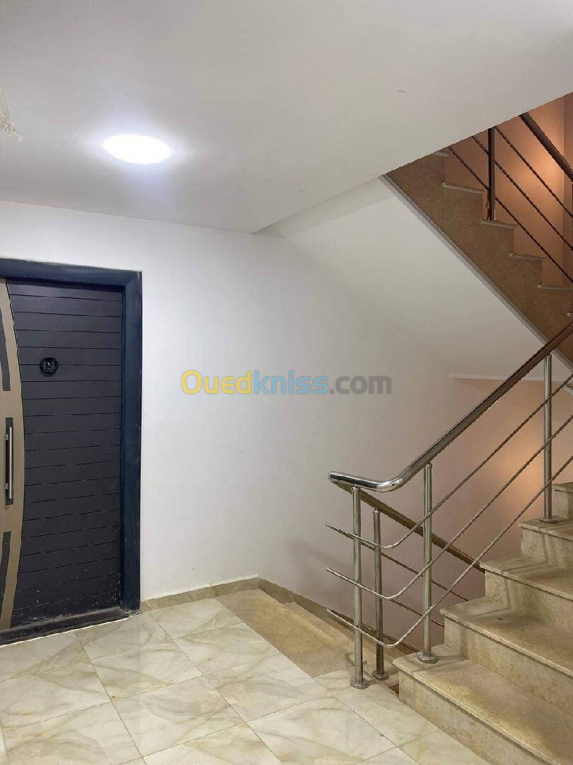 Vente Appartement F4 Alger Bordj el bahri