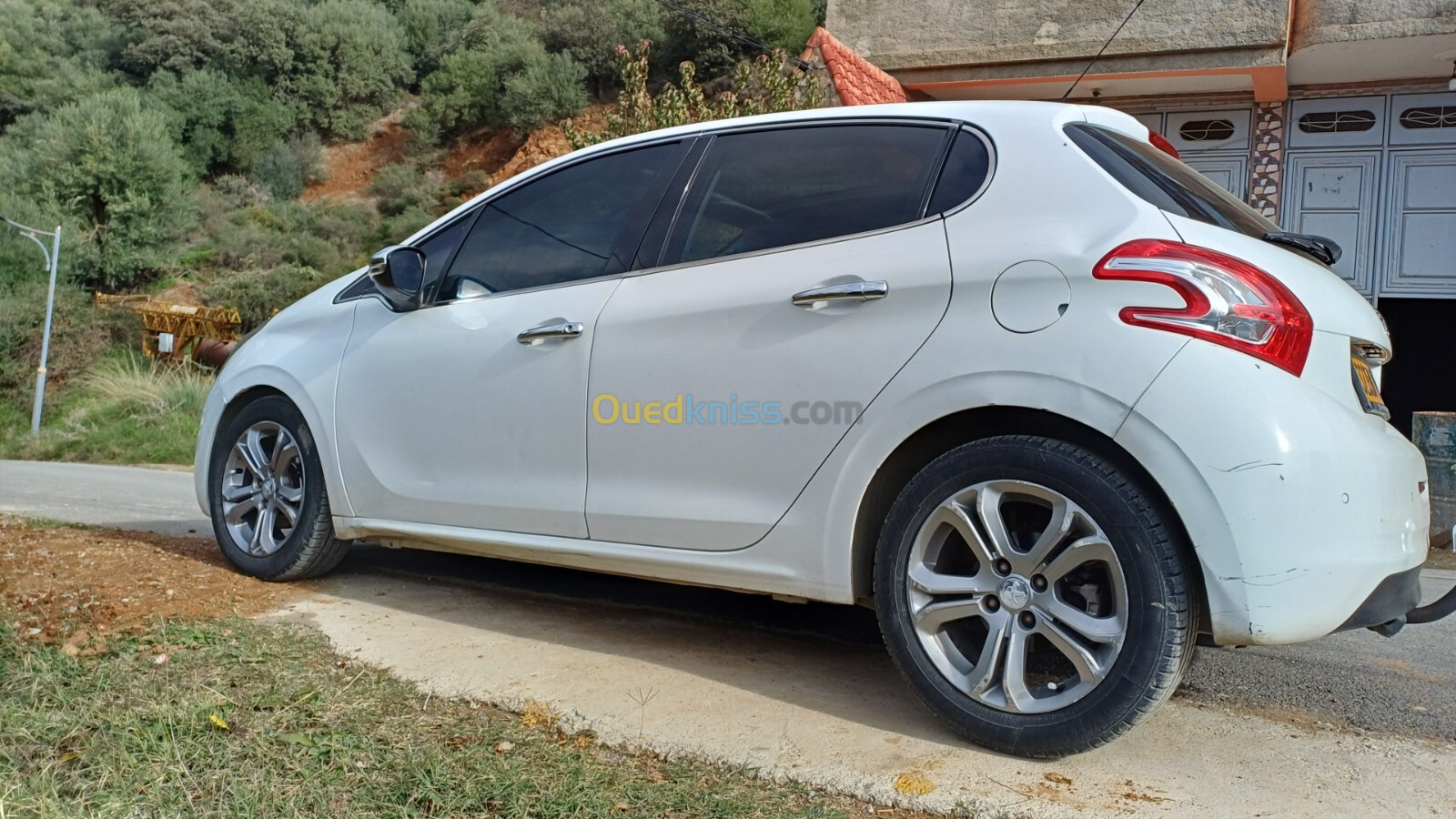 Peugeot 208 2014 Allure