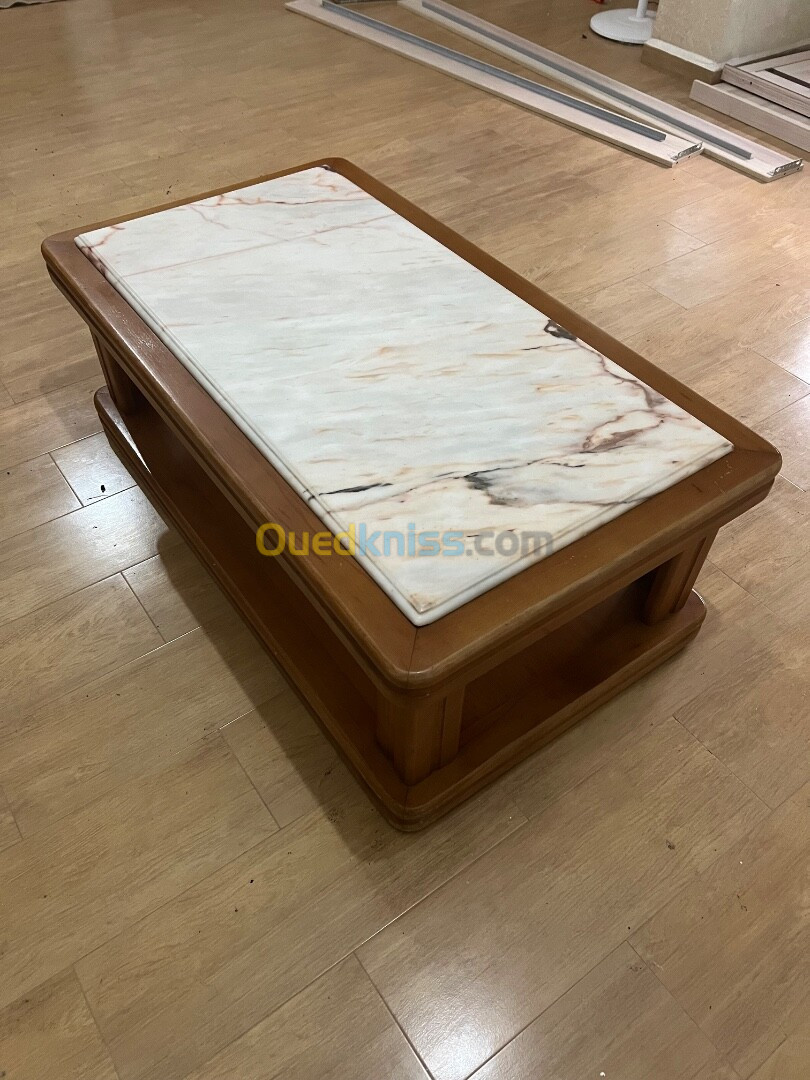 Table basse en bois hêtre avec plateau en marbre 