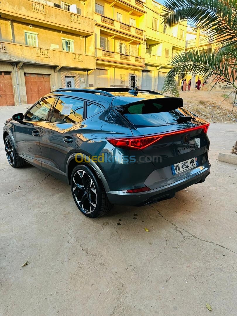 Seat Leon 2023 cupra formentor