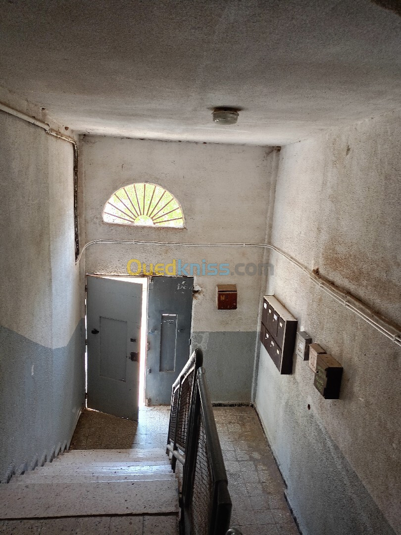 Vente Appartement F3 Alger Ain naadja