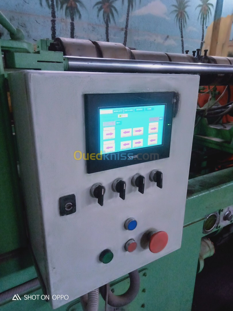 Machine injection plastique