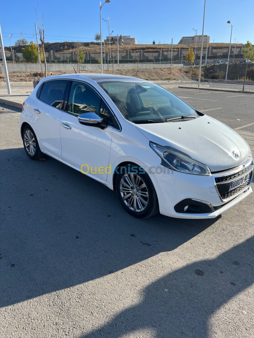 Peugeot 208 2018 Allure Facelift