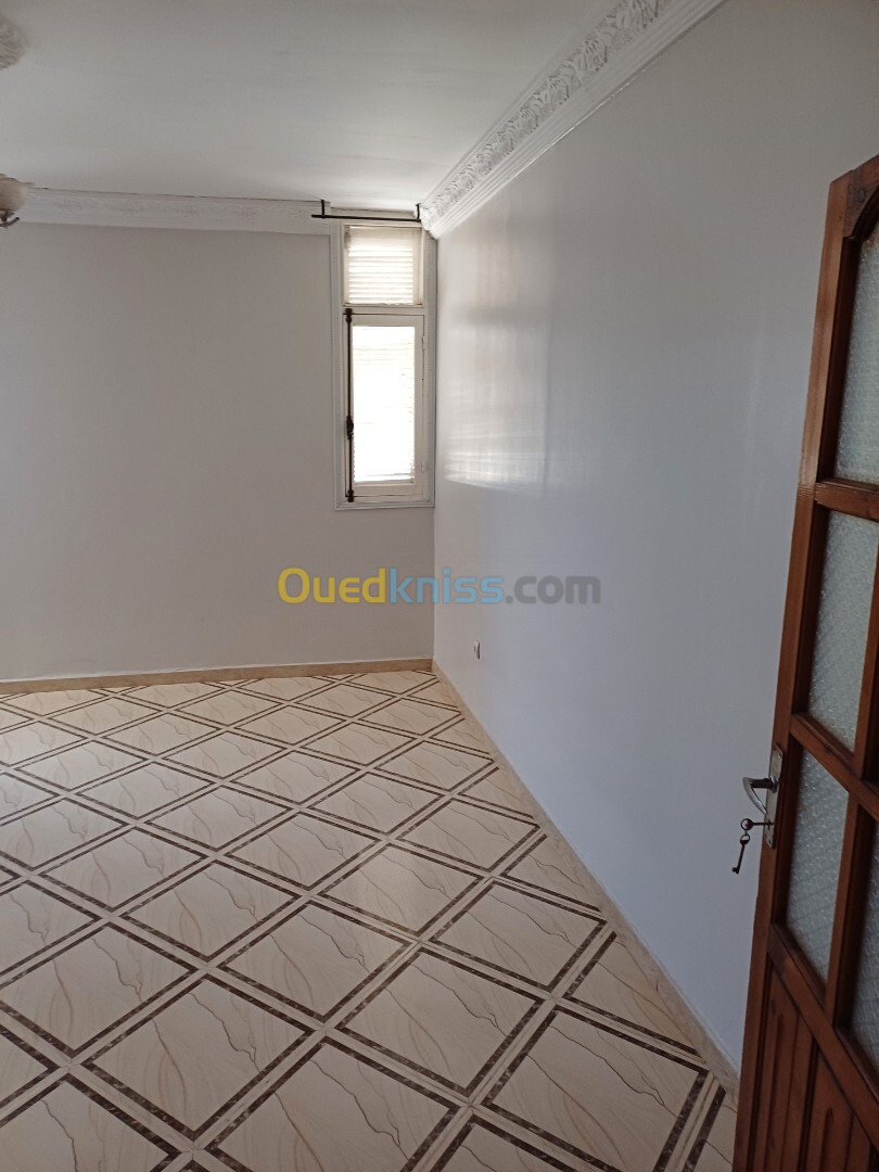 Vente Appartement F3 Bouira Sour el ghouzlane