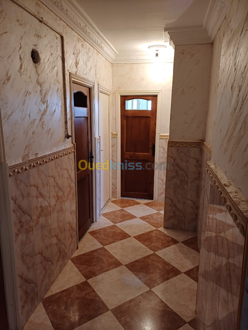 Vente Appartement F3 Bouira Sour el ghouzlane