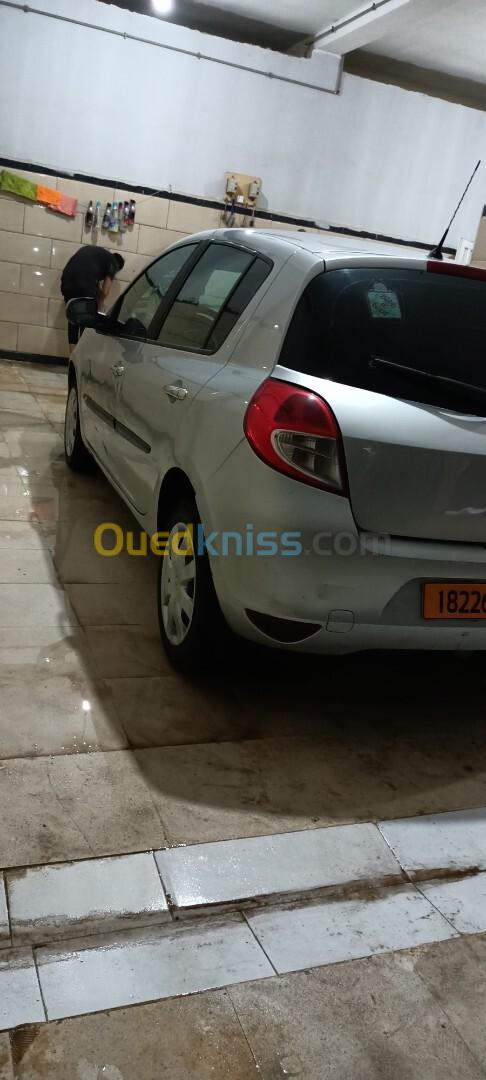 Renault Clio 2011 3