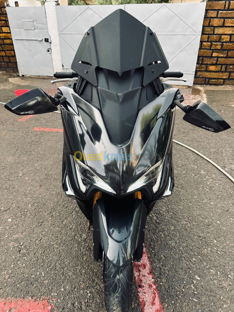 Yamaha Tmax DX 2018