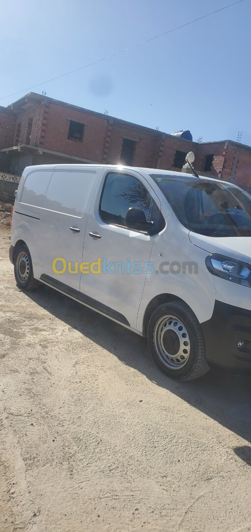 Fiat Scudo 2024 Par 17